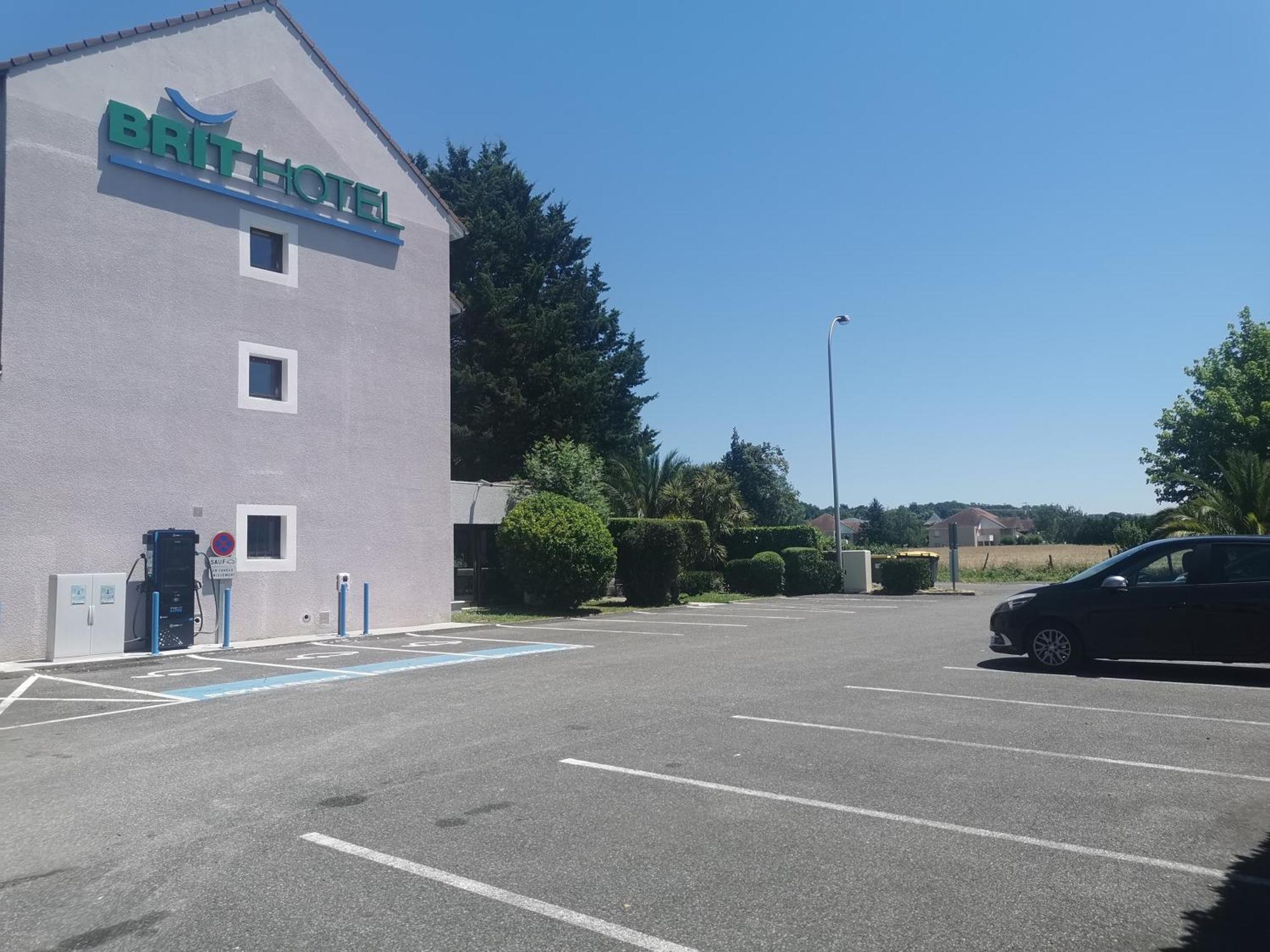 Brit Hotel Confort Pau Lons Luaran gambar