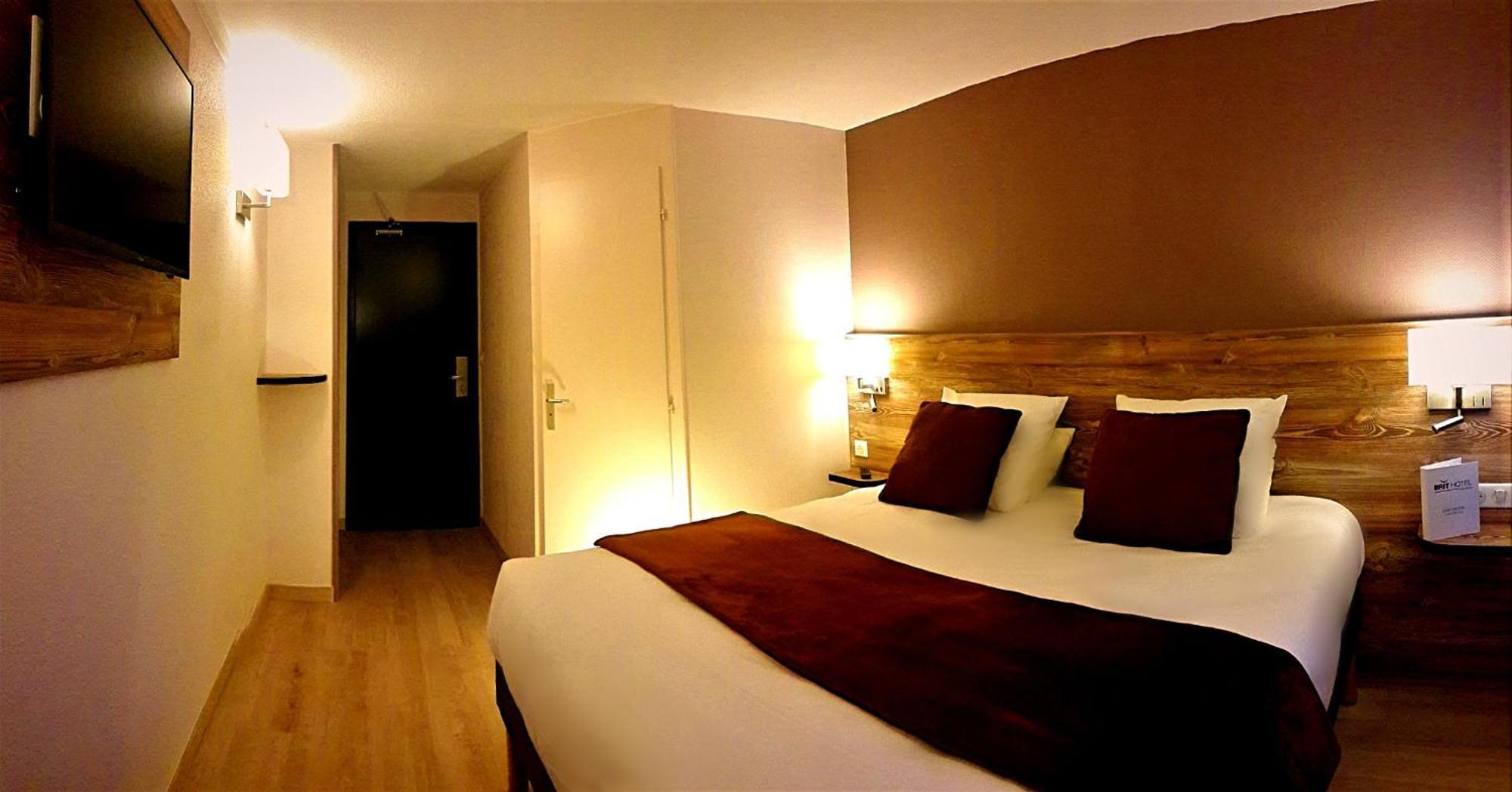 Brit Hotel Confort Pau Lons Luaran gambar