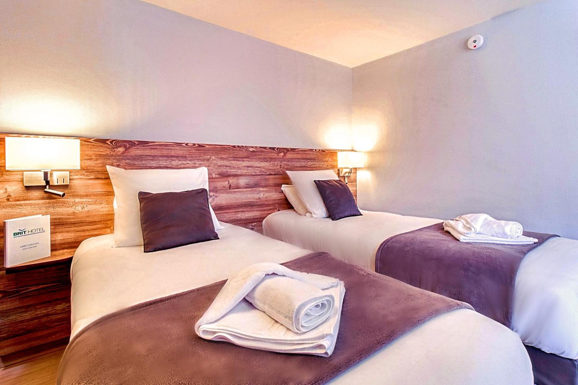 Brit Hotel Confort Pau Lons Luaran gambar