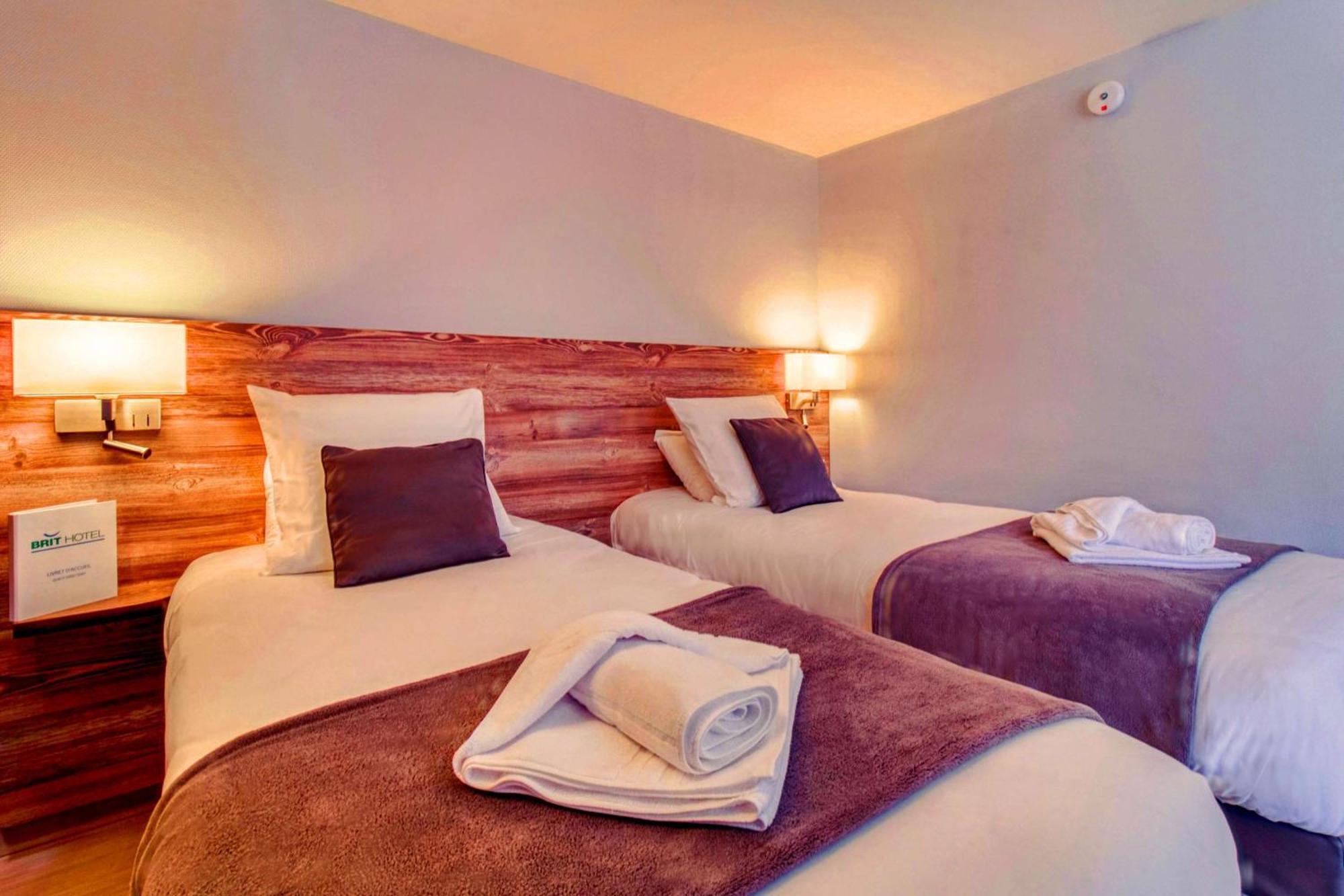 Brit Hotel Confort Pau Lons Luaran gambar