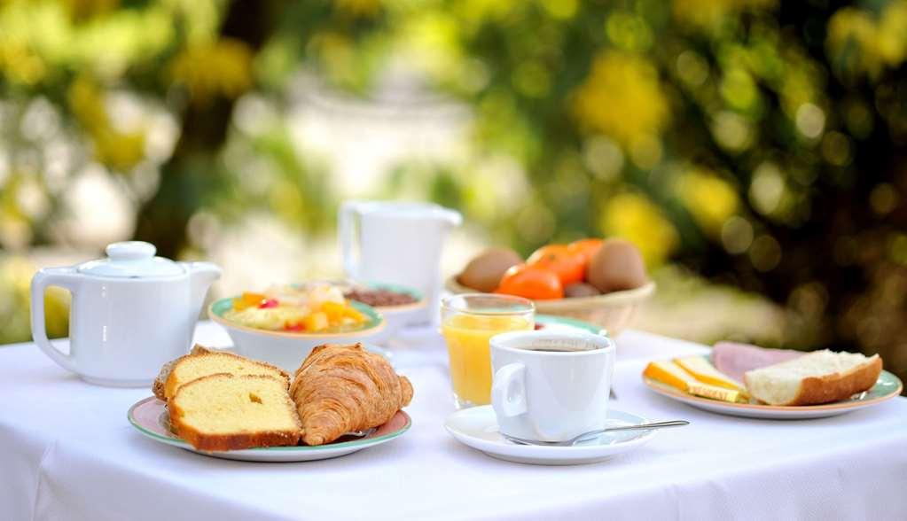 Brit Hotel Confort Pau Lons Bilik gambar