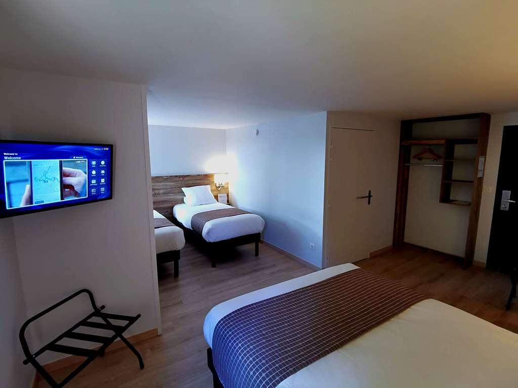 Brit Hotel Confort Pau Lons Bilik gambar